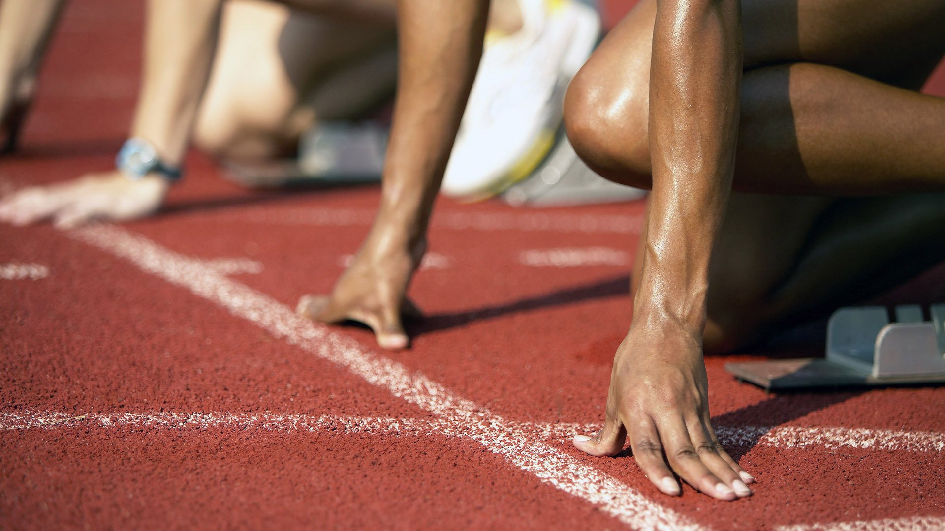 内马尔因膝伤缺席美洲杯,巴西队表现受影响,内马尔哭了感动巴西球迷