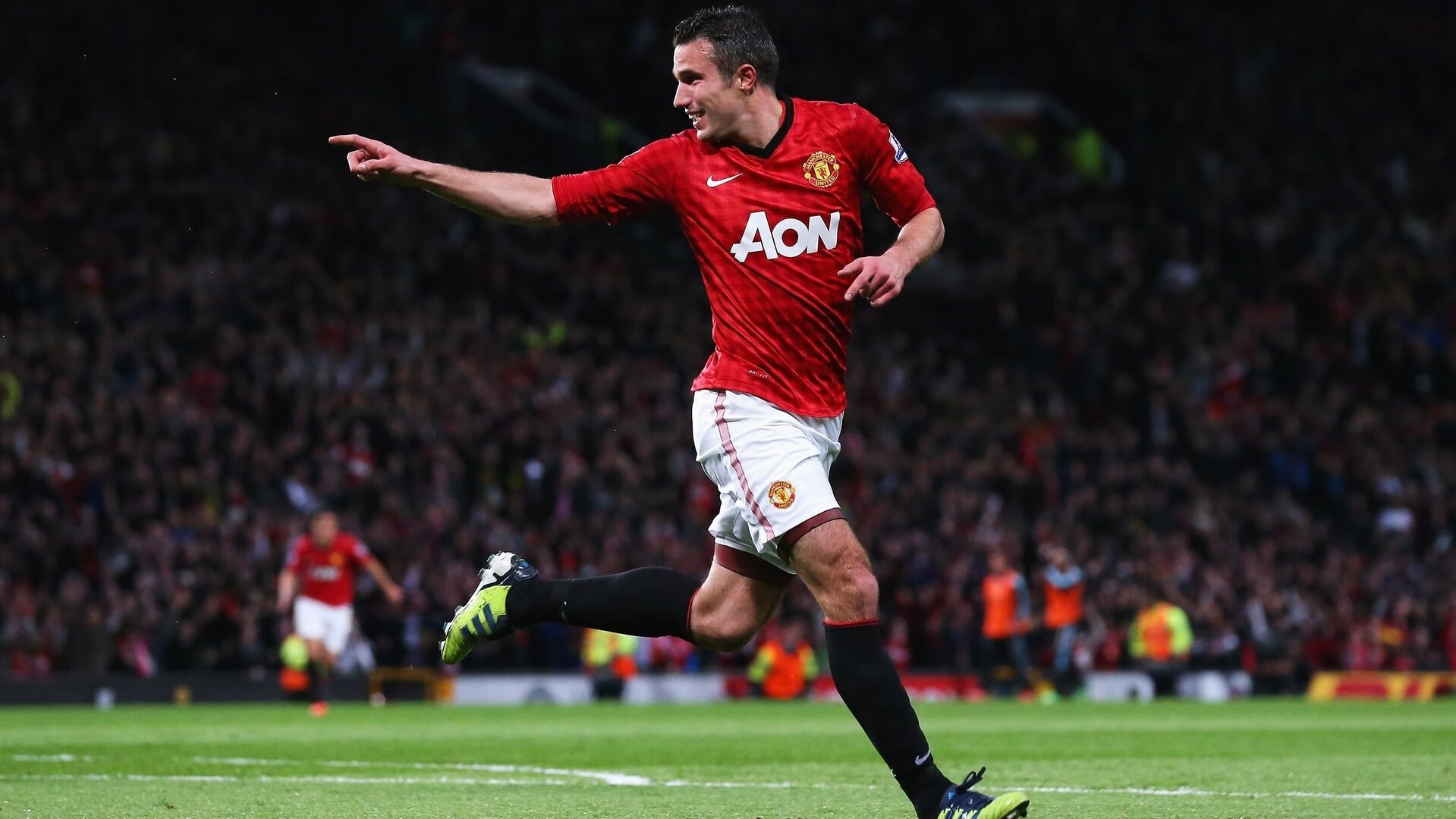 意甲:AC米兰3-0轻取斯佩齐亚,拉姆斯底线精彩扑救频频,米兰对斯佩齐亚